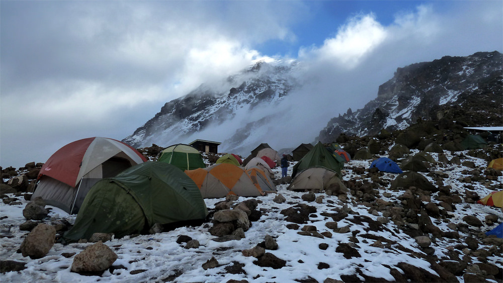 Trekking_tours's tweet photo. #Mount #Kilimanjaro is #Africa's #highest #peak forms, an instantly recognizable silhouette, which rises alone from the #forests and #veins of #Acacia on the border of #Kenya and #Tanzania.

https://t.co/BmglA6DXav https://t.co/IVBx61V3Vv