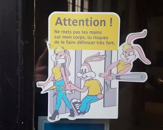limportante_fr's tweet photo. Serge le lapin du métro détourné en sticker pour lutter contre le harcèlement https://t.co/rUN5WiKzH6 #Empowerment https://t.co/MXKcPNtSoH