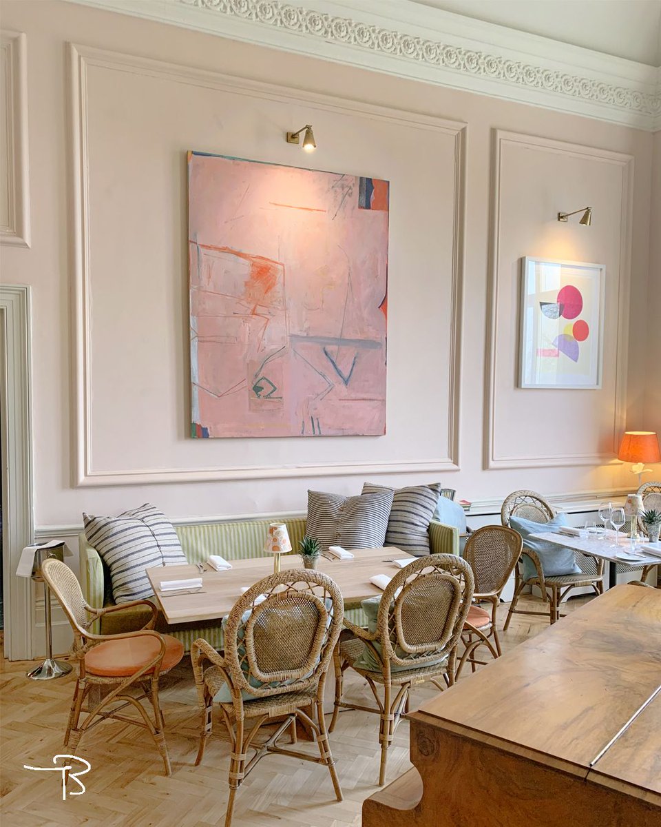 Pink to make your guests wink 💕 #BinghamRiverhouseWeddings