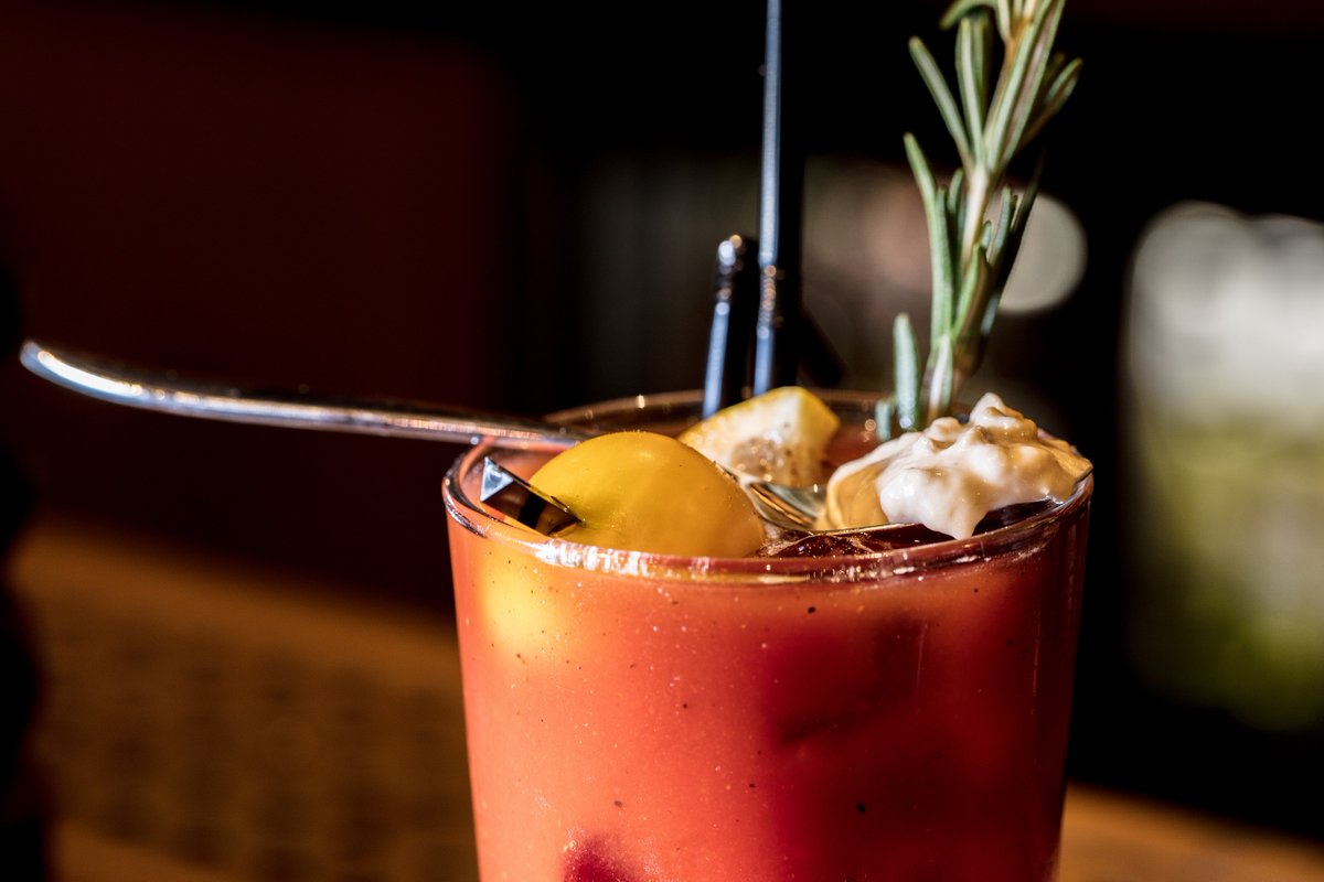 Oh Saturday....what took you so long to get here?

Enjoy #SATURDAYCocktails in our Hawkers Bar &amp; Brasserie- 2 for 1 on Cocktails. Every Saturday 4pm-9pm. <a href="/HawkersKingston/">Hawkers Kingston</a> #cocktails #weekend #Saturday #drinks #friends