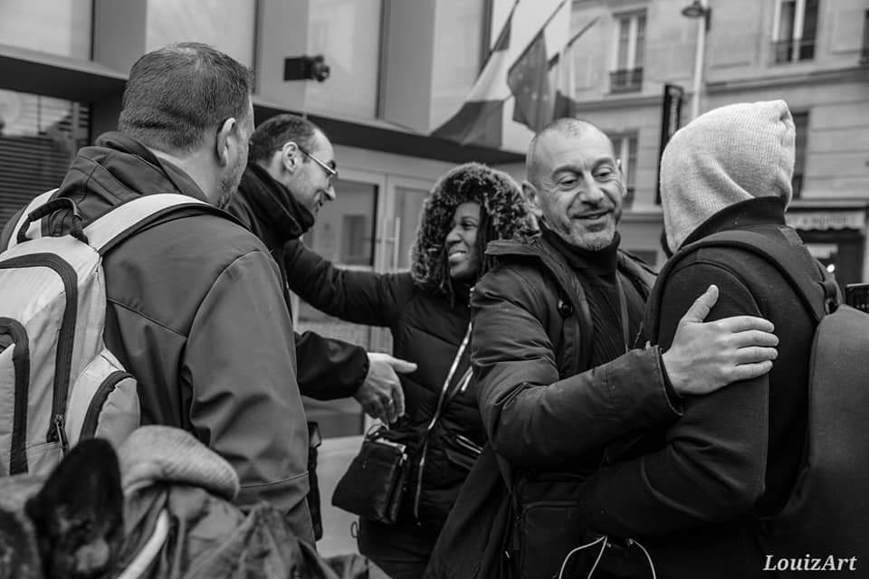 PLudosky's tweet photo. Sortie de garde à vue, merci pour les messages de soutien, merci au comité de soutien 🙏🏾 et merci à mon avocat David Libeskind. 12 gardés à vue pr l'action d'hier #DemasquonsMacron avec @AnvCop21 https://t.co/SLNiG7NAOK
