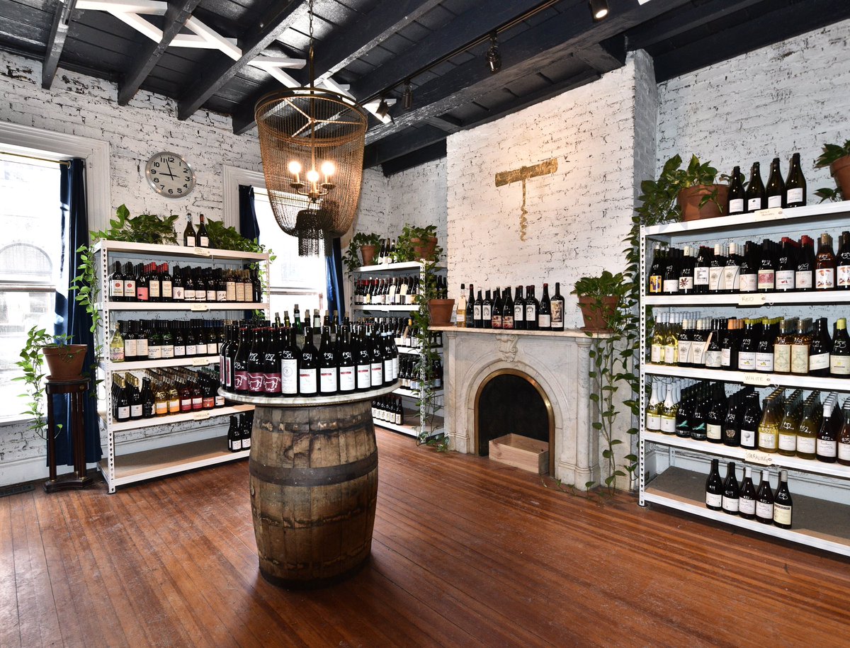 22SecondStreet's tweet photo. Troy farmers market is closed Saturday, but you can still get your natural wine 

Shop is open from 11am - 8pm 

Or order online w/ free delivery (3-mile radius): https://t.co/VRxgMjTekd https://t.co/58hyl3Zg5t