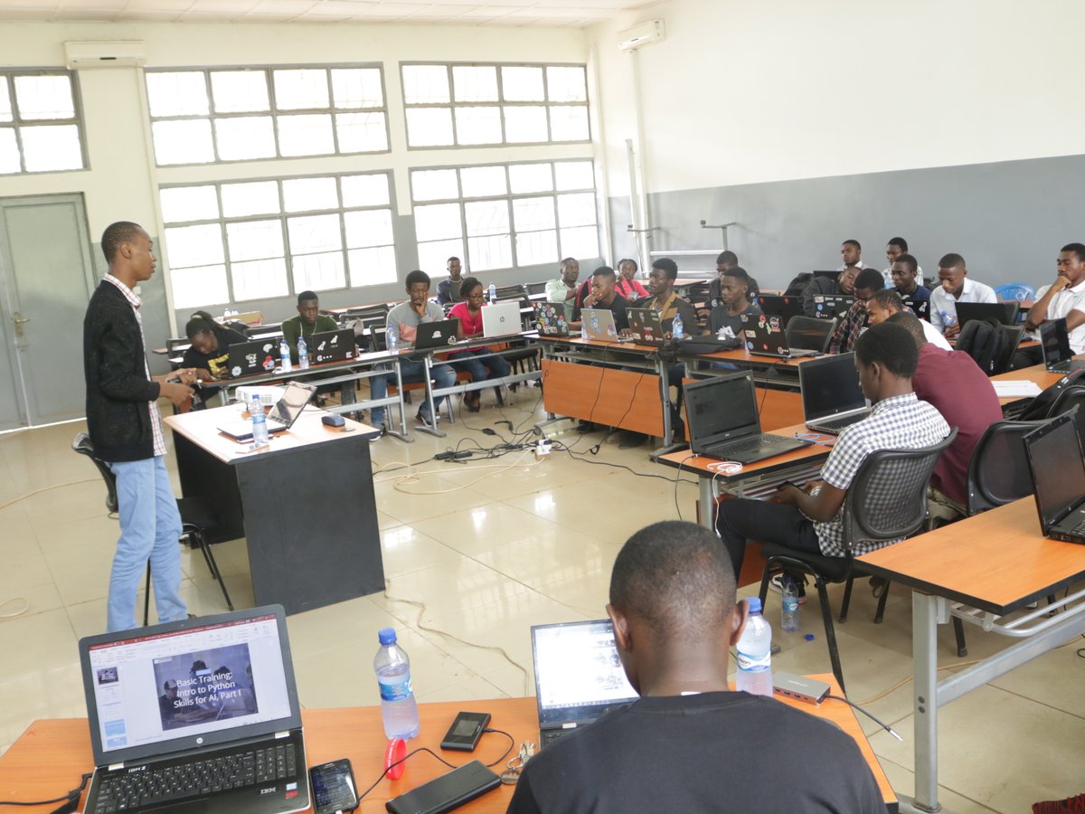 KilumbaMarc's tweet photo. I was very happy and very honored to co-organize the @MLHacks event for my first time in my school @esis_officiel , so thanks
@MSPCAfrica 
@BangwaNathan 
@Dan_Kyungu 
@HertzyTambwe 
@Albertandemsj 
@YemiBerekia https://t.co/mERT7Iw82d