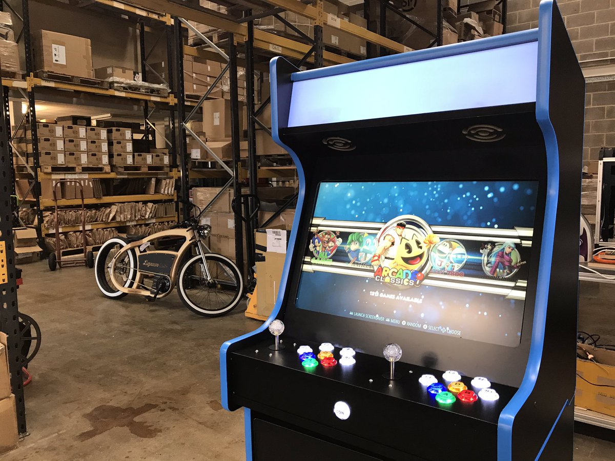 FORGE3Duk's tweet photo. Had a short break from building 3D printers this week and made a couple of these #retro #arcade machines instead. The ultimate nolstagia trip! 🕹 https://t.co/ym043YJr3D
