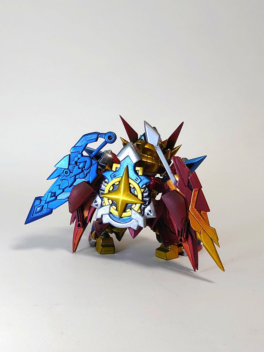 orihusay_dq10's tweet photo. 「お前の捨てた『運命』は この俺がもらい受ける！」
運命騎士インパルスガンダム完成！！
ラフイラストギャラリーやカードダスを元に拾える部分をパテやプラ板などで形にしました！

#SDガンダム
#運命騎士インパルス https://t.co/4tYZwwleKs