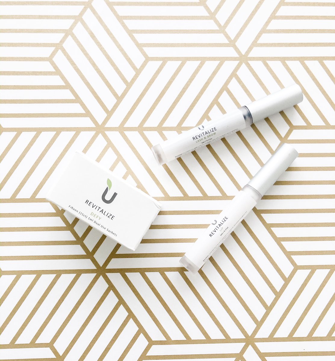 UniviaOfficial's tweet photo. Products where you SEE results!
Both "instantly" and over a two week period.
Are you looking for something for your skin that actually Works!? Look no further, DM us your address, we'll send you samples of Defy and we promise you will be HOOKED! https://t.co/SIDCJandao