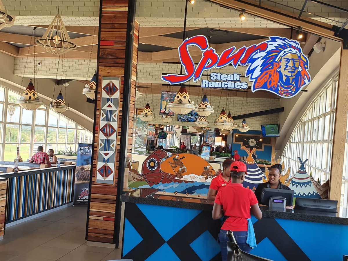 jacarandafm's tweet photo. .@itsDannyPainter is celebrating #SpurStyleSaturdays at Tonkwana @SpurRestaurant in Doornpoort in Pretoria today! https://t.co/PGrPJMdEeP