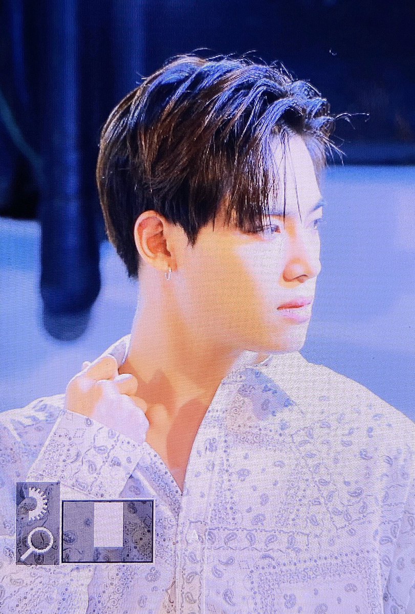 961AA4's tweet photo. 200314

 힘들었ㄸr  그의 셔츠 💦

♡〜٩( ˃́▿˂̀ )۶〜♡
#위인더존 #주안 #경헌 #JOOAN
#WE_INTHE_ZONE https://t.co/E7WoTHb3ds