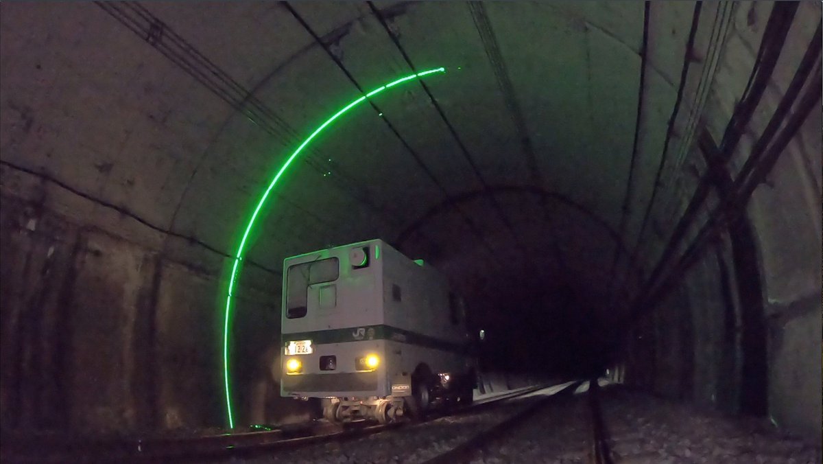 トンネル点検車 トンネル点検車