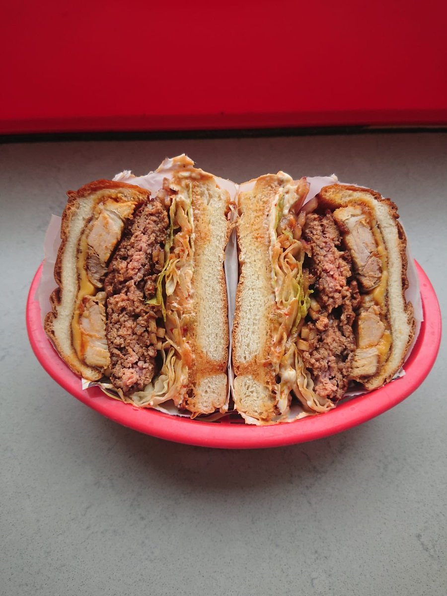 SEOUL TRADER
-Riverside Beef Patty
-Glazed <a href="/dingleydellpork/">mark</a> Belly
-<a href="/grainculturehq/">Grain Culture</a> Bun
-American Cheese
-House Kimchi &amp; Mayo.
SATURDAY on Wheeler Street!