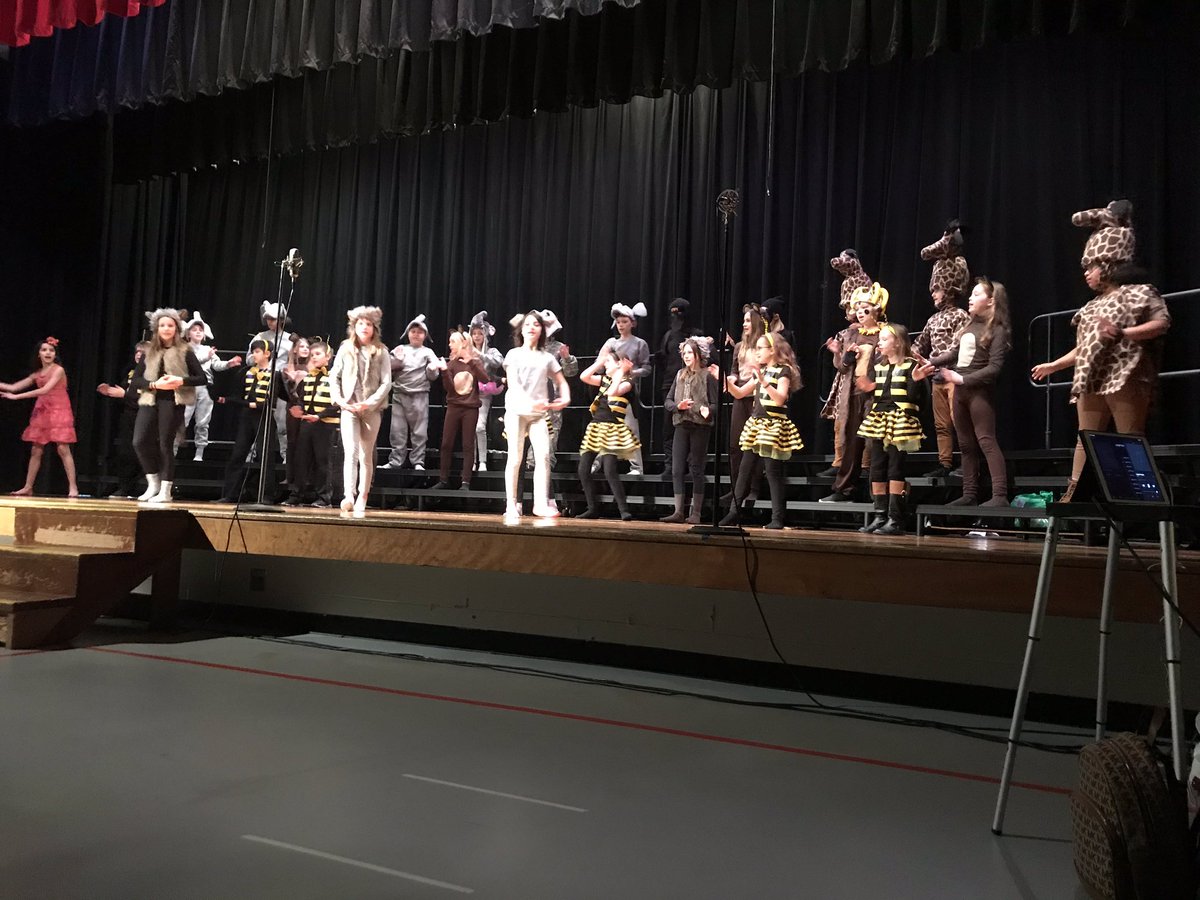 merdlind's tweet photo. So glad our 5th and 6th grade kids could perform The Jungle Book to fellow students before we were dismissed for 3 weeks. They worked so hard and didn’t a fantastic job!  #madduxpride #wearefhsd https://t.co/qZnx8THc0J