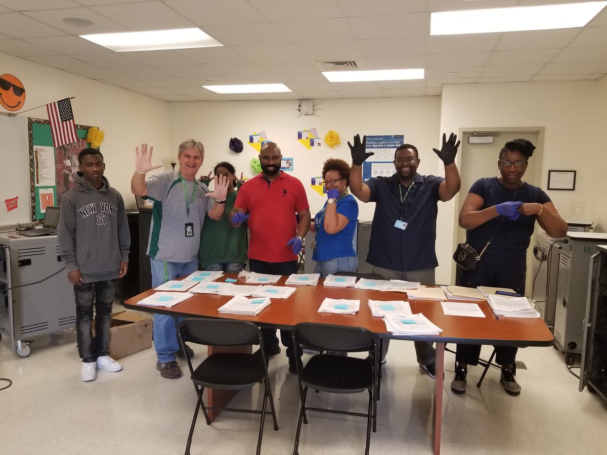 North Miami Pioneers working side by side with families!😊