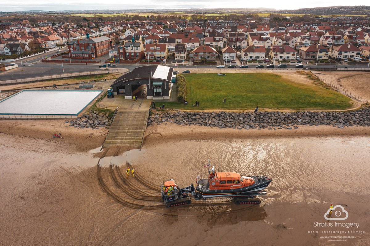 stratusimagery's tweet photo. https://t.co/n17588ILxn a Liverpool drone company providing you with that look above the rest CAA approved operators send us your enquire today #merseyhour #drone #uav #drones #aerialphotography #liverpool #Merseyside https://t.co/J94OHmUy6X
