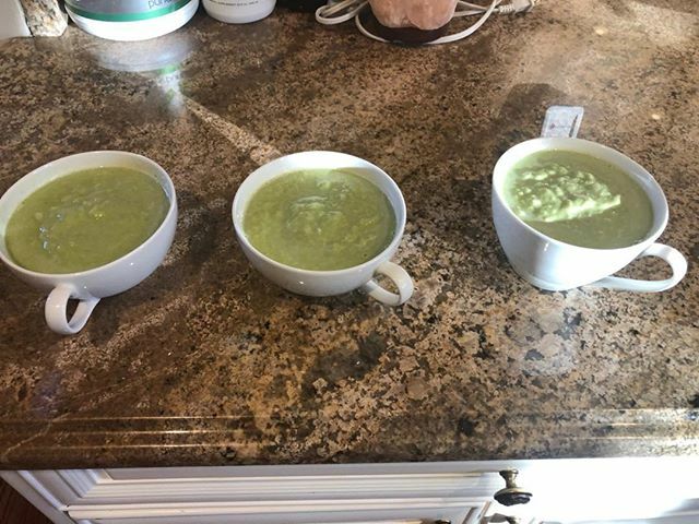 HoltruthHealth's tweet photo. There are easy and smart ways to sneak in vegetables 🥬 and make smoothies taste great 👍

To lose weight and keep it off 👇👇👇👇👇👇👇👇👇 Check out my link in the bio https://t.co/FNJArFL1Ym https://t.co/pKXFSFTkwz