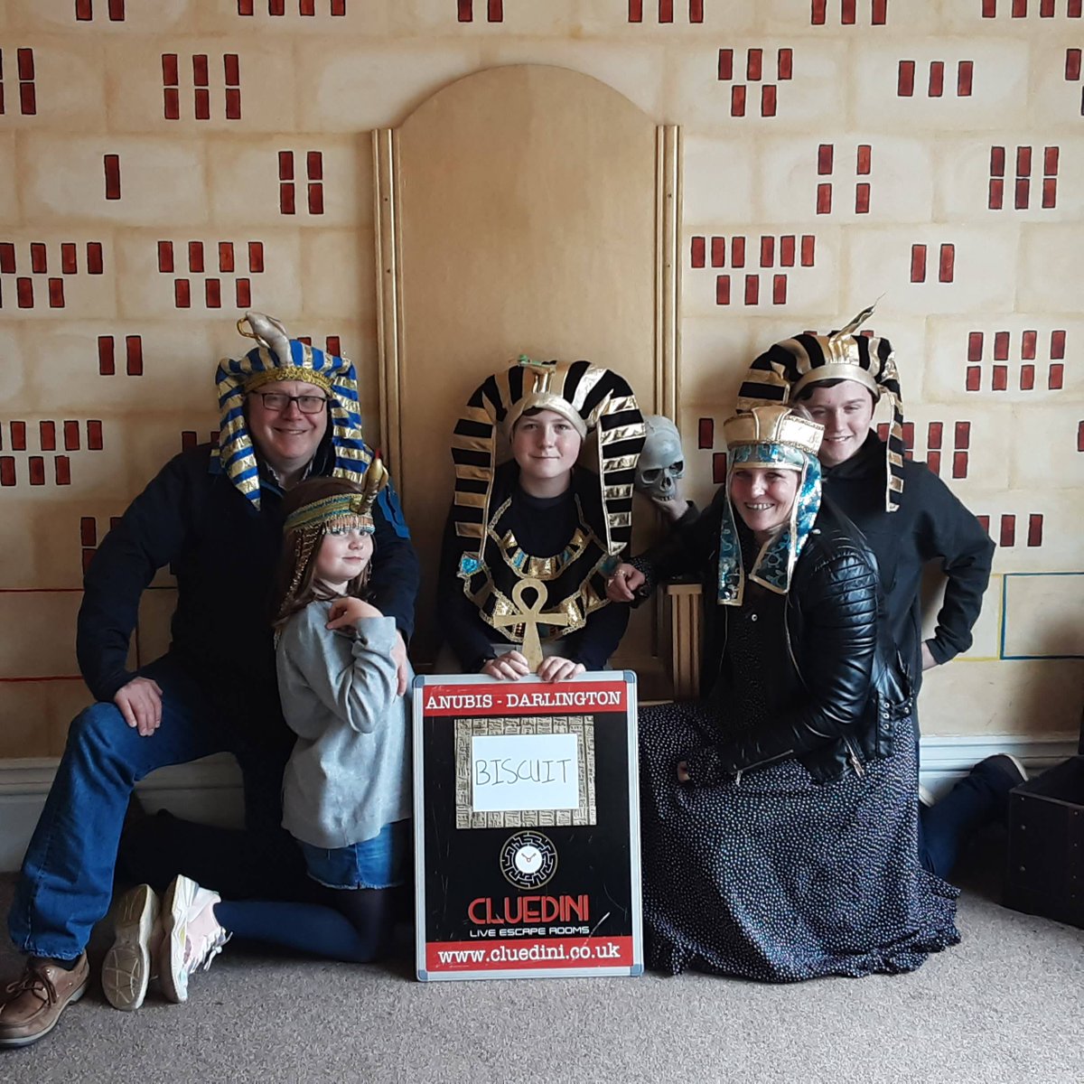 🦂 BISCUIT: Explorers Lucie, Julian, Archie, Barnaby &amp; Coco #tombraided in 59 minutes! 

Up for the challenge?
Book Now @ cluedini.co.uk

🕰 One Hour
🧩 One Room
🔑 One Mission