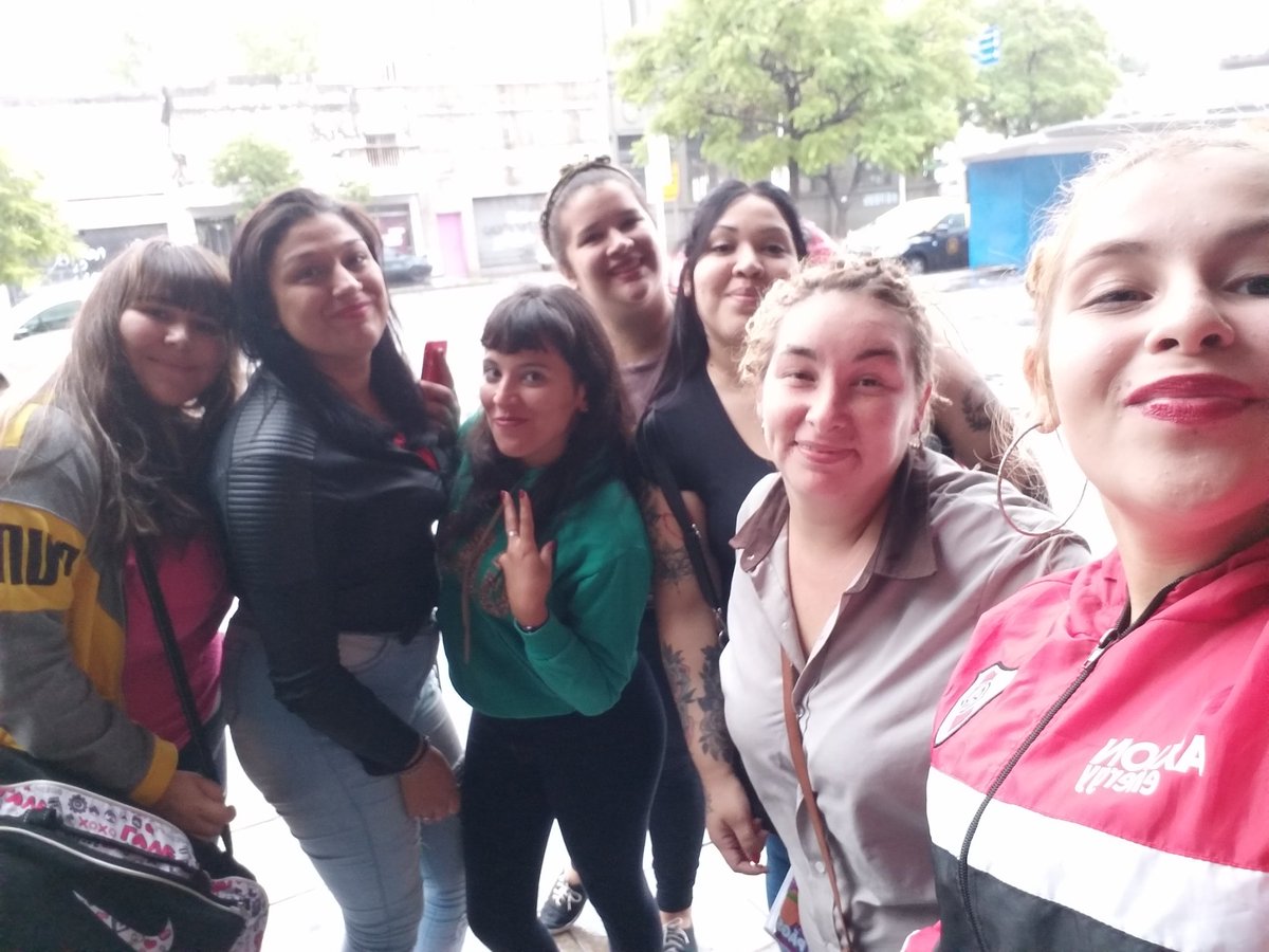 brianteamo_2016's tweet photo. Te vamos acompañar Siempre todas  juntas sin importar el fan clud
@BLanzelottaOK https://t.co/8yecZrQ3Le