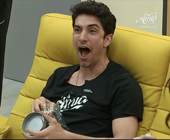 sparklewithme22's tweet photo. Javier che dice su Cannito che “Mi sembra che lui dalla Var non veda bene"

 #amici19 https://t.co/qRH2fmzVt5