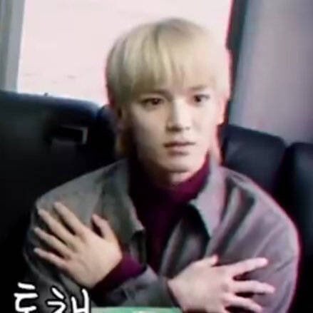 tynight_'s tweet photo. 저화질의 깜찍 태용 모아놔야지.. https://t.co/YHQ4b2D4P6