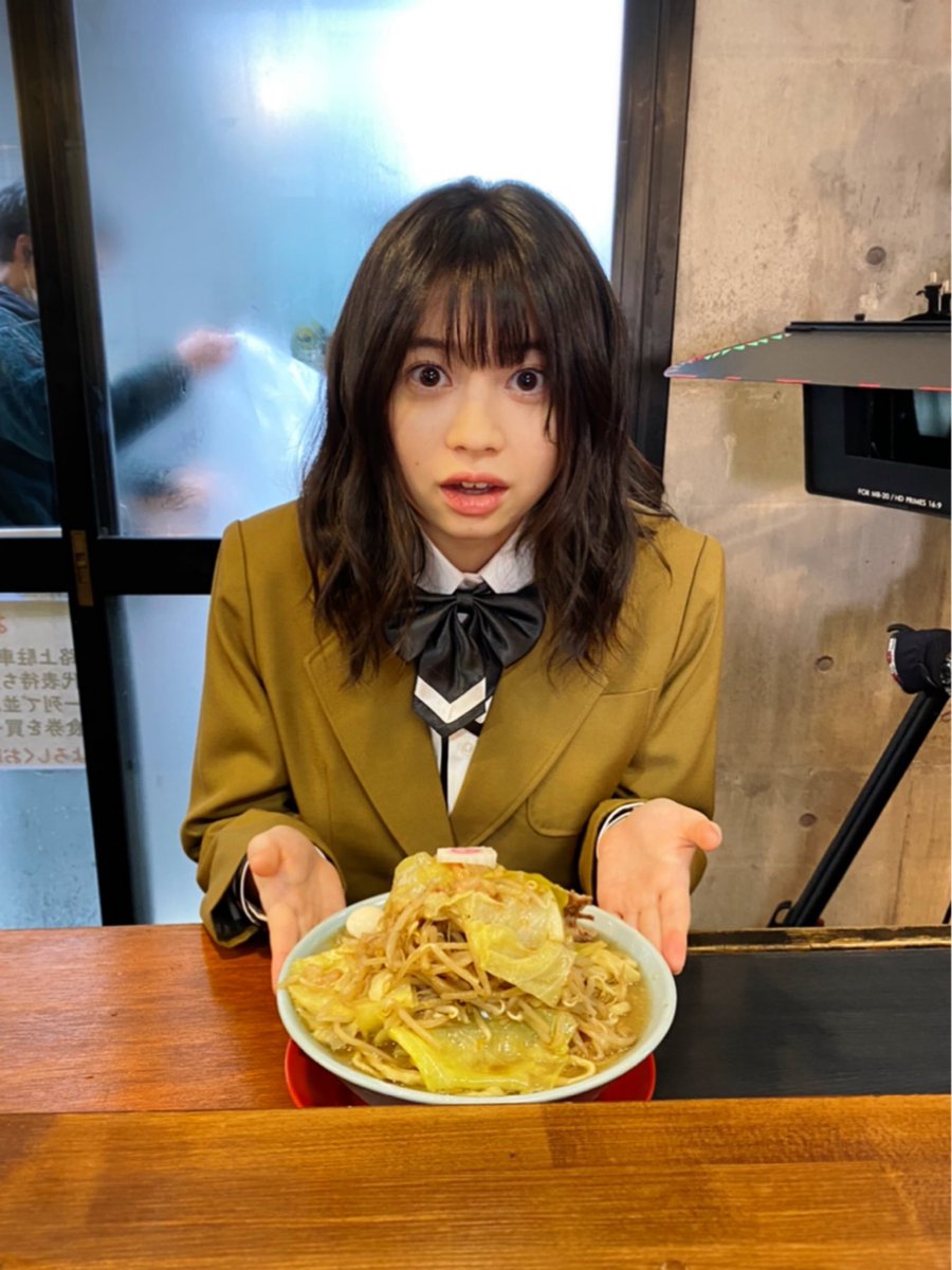 公式 ドラマ ラーメン大好き小泉さん 二代目 ラーメン大好き小泉さん 二代目 本日クランクインしました 二代目 小泉さん 初日からなかなかハードな ラーメンと格闘されました お楽しみに ラーメン大好き小泉さん 桜田ひより