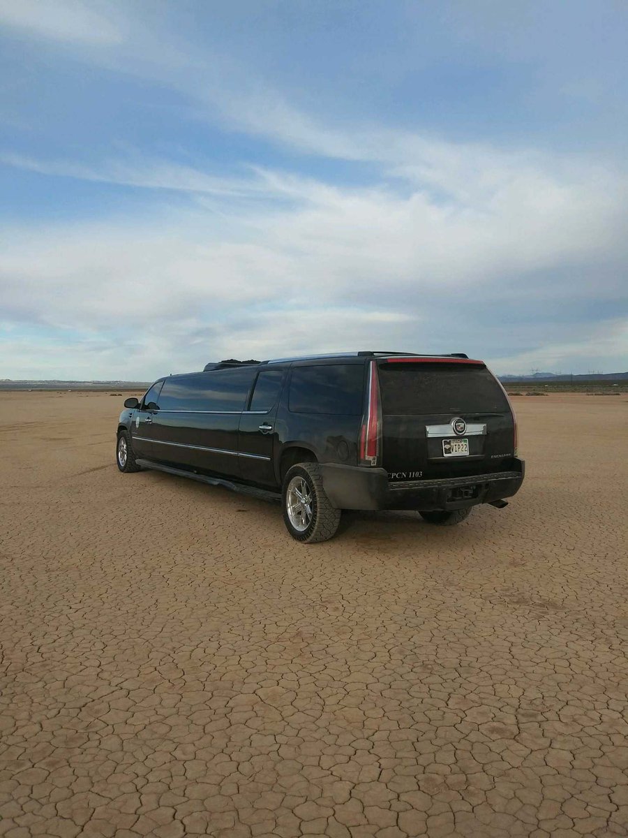 VIPLimosLV's tweet photo. Night Tours, Sunset Tours, Sunrise Tours, Scenic Tours and custom designed tours....whatever your desire, we can make it happen! #VIPLimosLV #VegasNightTours #VegasTours #Striptours #Valleyoffiretours #lasvegaslimousineservice #lasvegasbestratedlimousineservice #HummerLimousine https://t.co/Mh6rGnkX1M