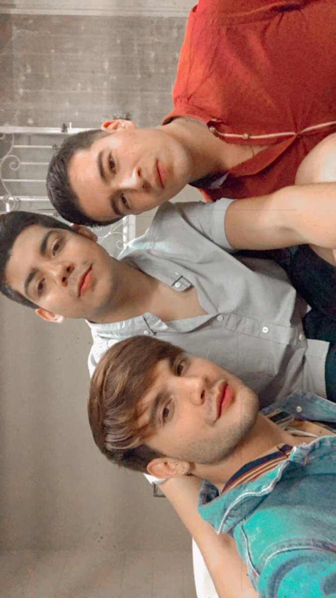 vxrdugo_'s tweet photo. Ayer mis amigos me hicieron una fiesta sorpresa de Shrek 💚 https://t.co/yMgra90faU