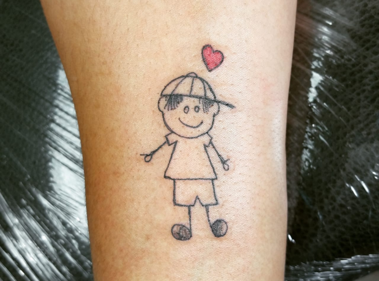 Bonequinhos palito tatuagem  Tatuagem boneco de palito, Tatuagem com  iniciais, Boas ideias para tatuagem