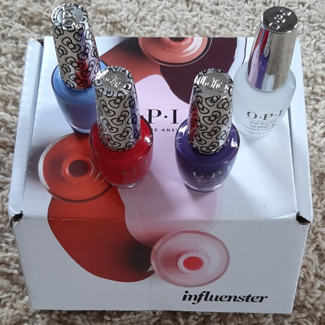 Roxy_Indica's tweet image. My fav four  #OPIxhellokitty #Coloristheanswer #Voxbox #Influenster #OPI #complimentary @opi @influenster influenster.com/deeplink/photo…