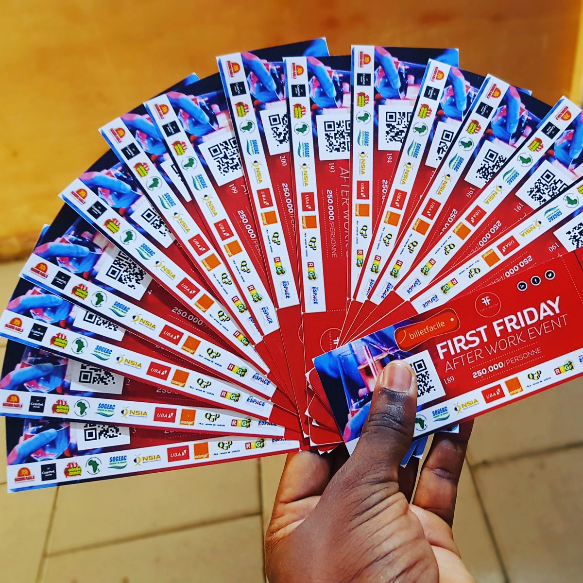 billetfacille's tweet photo. Les billets physiques du first friday sont disponibles.
Vous pouvez acheter aussi en ligne 👇👇👇
https://t.co/9Hn30FD8ba
#AFTER_WORK
@MTNGuinee @orangeguinee_gn @espacefm_gn @rtgkoloma https://t.co/jIAfF8UBRF