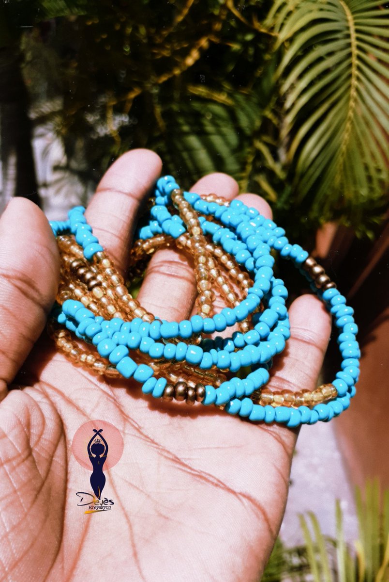 DeyesKreyasyon's tweet photo. Protect your magic Deyès!
.
.
.
#Baya #Deyès #WaistBeads #BineBine #blueBaya #Healing #Peace #KnowYourMagic #Nègès #Roots #Truth #FemininePower #BellyBeads #BodyAwarness #BlackWomen #BayaDeyès #BlackGirlMagic #SpiritualGrowth #BodyAdornmen #BellyChain https://t.co/BvqKYKuKFq