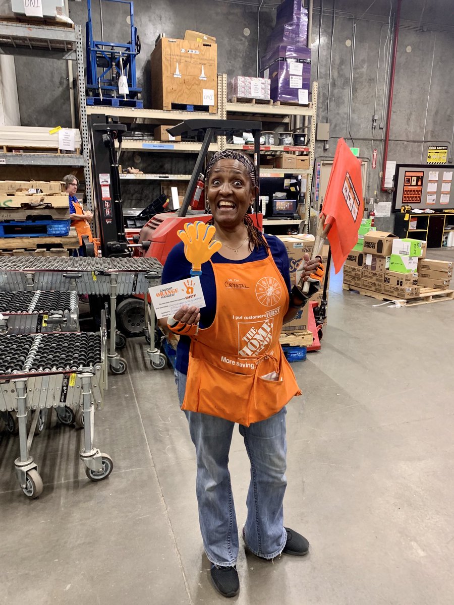 Caught Crystal from Garden orange handed while spotting the correct zone of safety #6321SafetyFirst <a href="/SMKellyBanks/">Kelly Banks</a> <a href="/mwkreeger/">Michelle Kreeger</a>