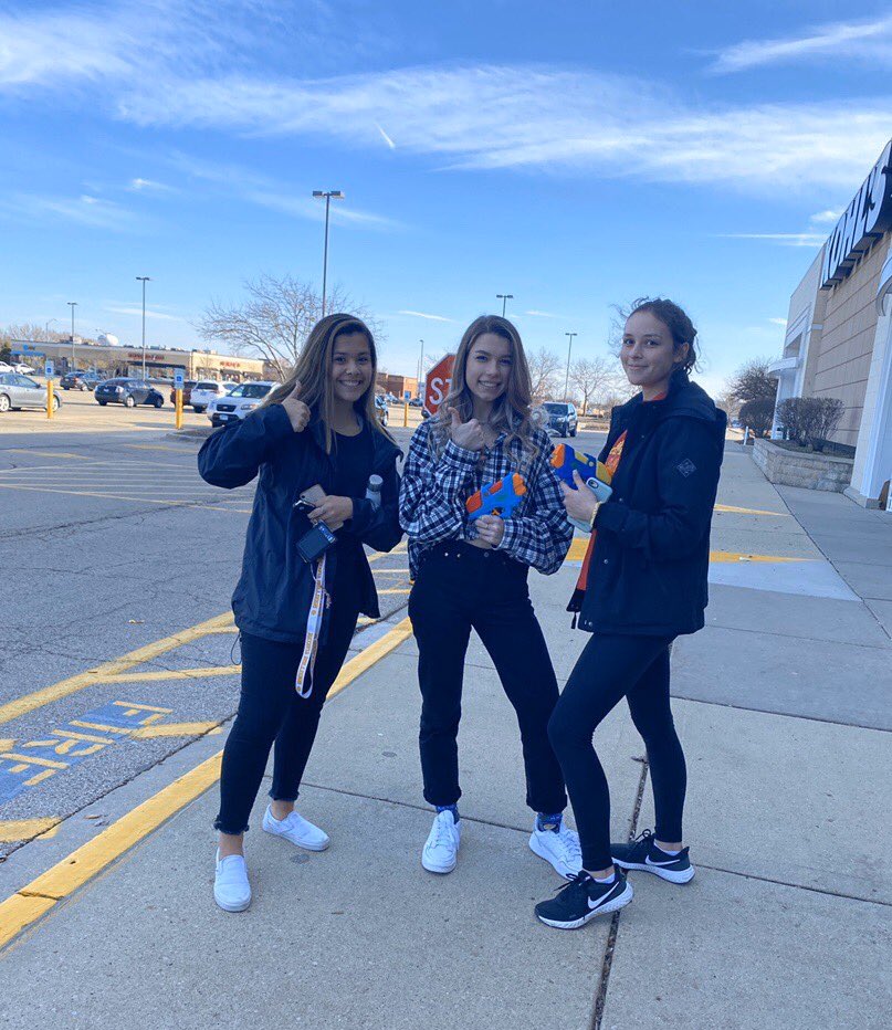 2020Batavia's tweet photo. Mariah is out https://t.co/ViRR0Ofd5b