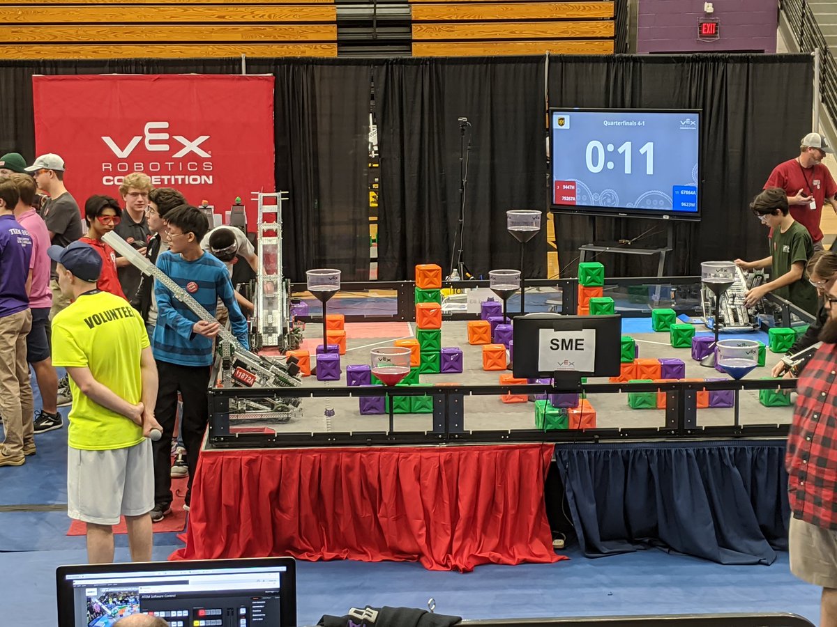 JM_Hammond's tweet photo. Red Devil Robotics has advanced to the semifinals at the VEX State Championship! https://t.co/h0GsT4eLO2