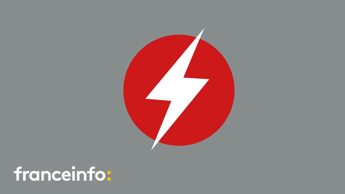 franceinfo's tweet photo. ⚡ Coronavirus : la France est désormais au stade 3 de l'épidémie, annonce le directeur général de la Santé

https://t.co/RHkSQT1Rrv https://t.co/M6UFPV8j9g