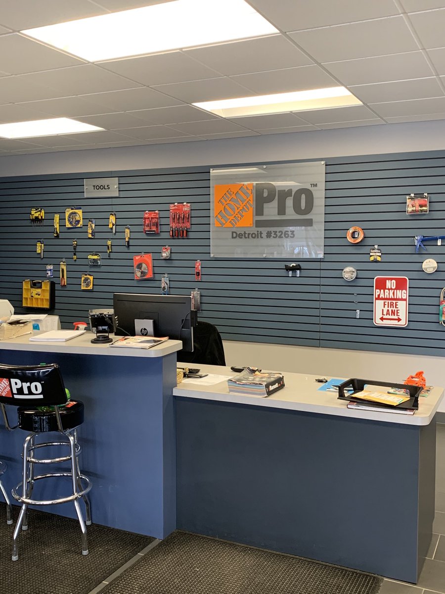 pro3263's tweet photo. New showroom sign for Detroit THD Pro! ⁦@kimmaddalena66⁩ ⁦@patmx1⁩ ⁦@JacquelineOseg6⁩ https://t.co/X6LCUCduX4