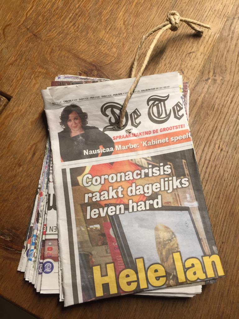 ierwin's tweet photo. De @telegraaf, ook op het toilet de grootste! https://t.co/m6Y7hZbiLz