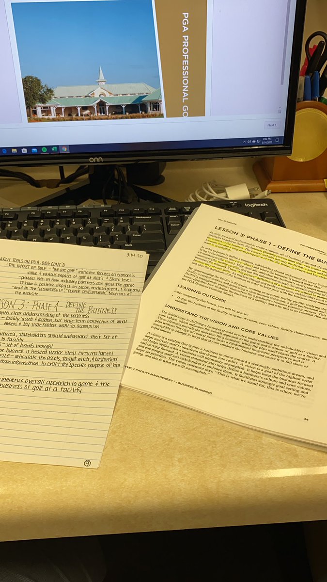 LizUthoff's tweet photo. When the course is closed, and lessons finished for the day...and no sports to catch up on...guess time to study! https://t.co/PEcCUfwPCF