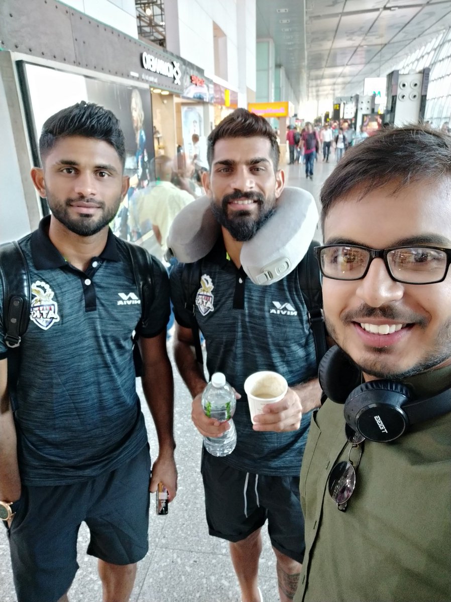 BeerOfBukowski's tweet photo. A historic triumph for @ATKFC today.
The most consistent team throughout the group stage and playoffs and a richly deserved title👏
Congratulations to @Balwant_Singh17 , @anasedathodika and the rest of the squad for the sensational feat💪
#CFCATK #HeroISLFinal #HeroISL #ATK https://t.co/pnQbJ4KC73