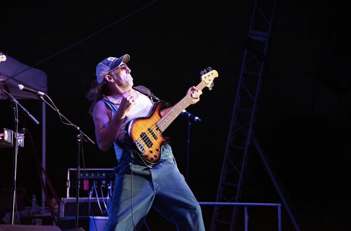 Biloxi we here and we ready to PARTY.
Let's do this!

#HoneyIslandSwampBand #HISB #BayouAmericana #BayouMusic #Blues #Funk #NOLA #MusicIsLove #MusicIsLife