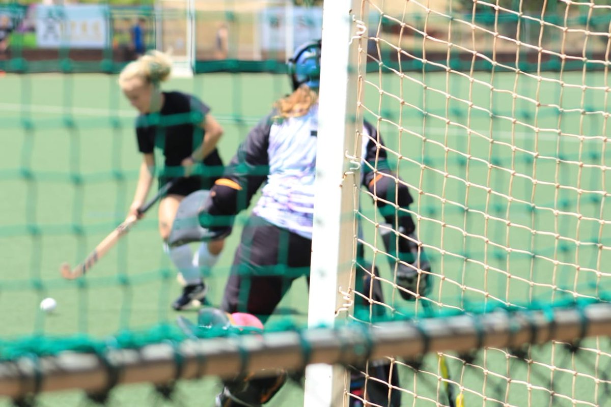 HockeyNerissa's tweet photo. #monnassummerleague #monnas #monnashockey #liewerslytasroes #uniekgefokus #daarsietsbesondersaanmonnas #newbeginnings #MonnasHockey #MonnasMAD https://t.co/oASlCltNNf