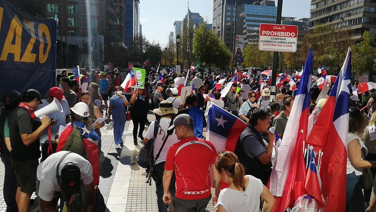 malfvet's tweet photo. #LaCalleRechaza 🇨🇱🇨🇱🇨🇱 https://t.co/HMqJySJHPw