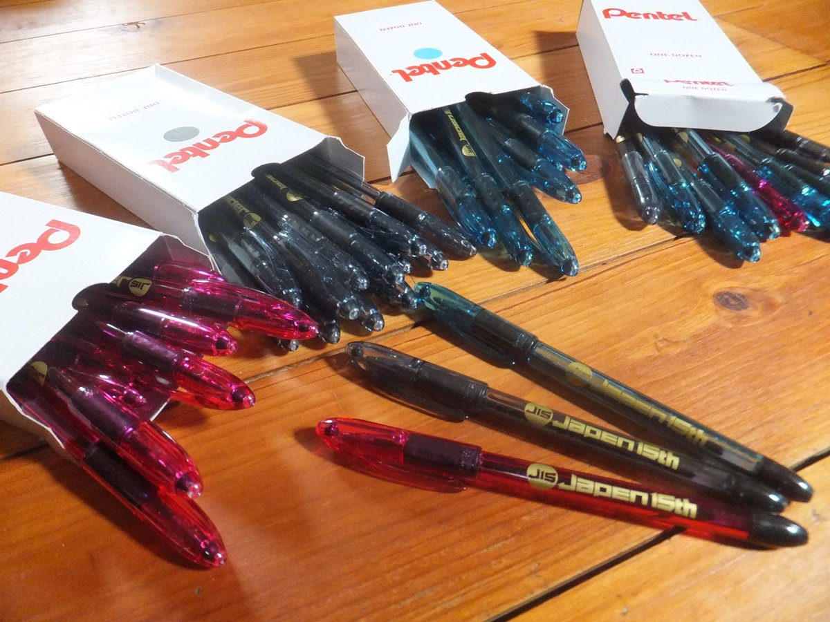 thefpsb's tweet photo. Some nice pens for the french guys!
Thank you very much @J15_project !! https://t.co/goX3FOCKUr