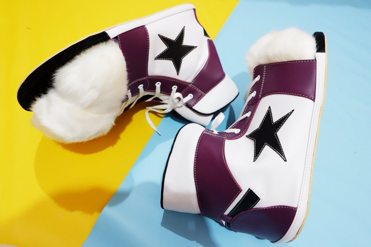 Hellofelinesuit's tweet photo. Purplelicious 💜💜💜Get them now here  https://t.co/bZhT4Q8HrC 
or DM me for $195

#furry #fursuit #FursuitFriday #furries #fursuitforsale #fursuitsneaker #fursuitsneakers #feetpaws #fursuitpaws #fursuitmaker #fursuiting https://t.co/wMlx9Ia0BU