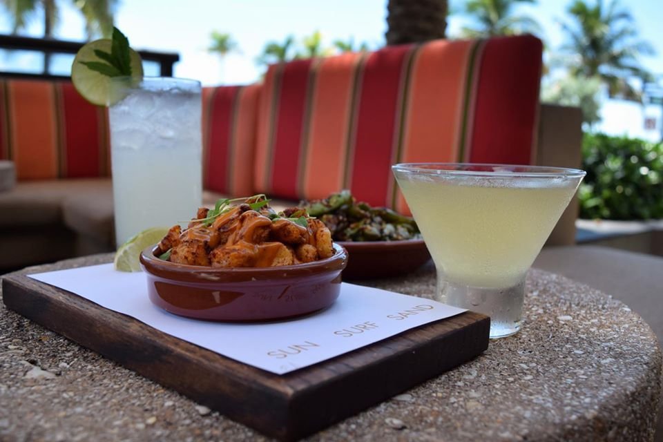 Saturdaze☀️
Beachside lunch and cocktails.
Happy Hour available everyday, 4 to 7pm.
s3restaurant.com