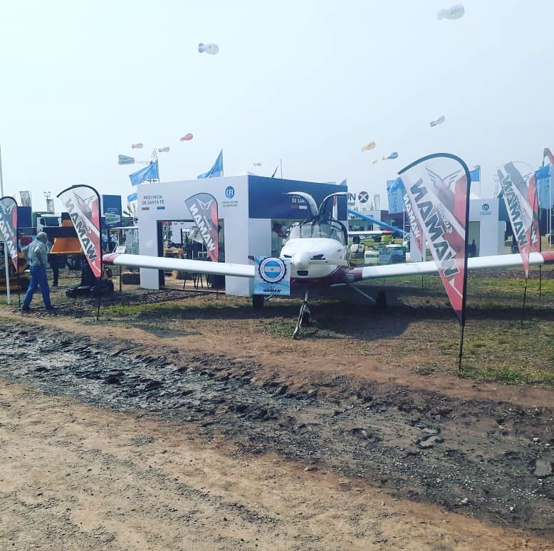 industrialessun's tweet photo. Aerosun SA presente en la @Expoagrocom #Expoagro2020 
La empresa local fue parte del espacio de @ProduccionSF  
Excelente oportunidad para mostrar al "Waman", primer aeronave de desarrollo e investigación (I+D) fabricada para vuelos de formación de pilotos #Sunchales #industria https://t.co/oZLgN1pbqy