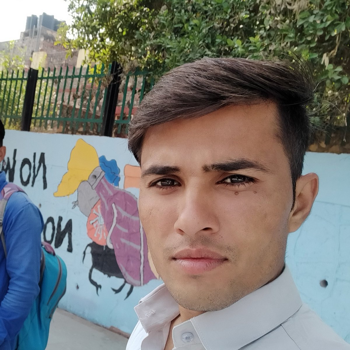 RAMBHAJ58249167's tweet photo. आओ दोस्तों एक दूसरे को फॉलो करो और मजबूत टीम बनावो https://t.co/V4l57daOjO