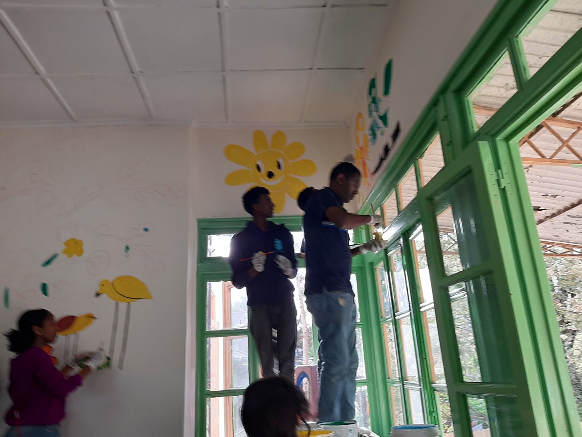 ETChildCancer's tweet photo. Volunteers are painting Seba Dereja Home. https://t.co/vKisAeraO8