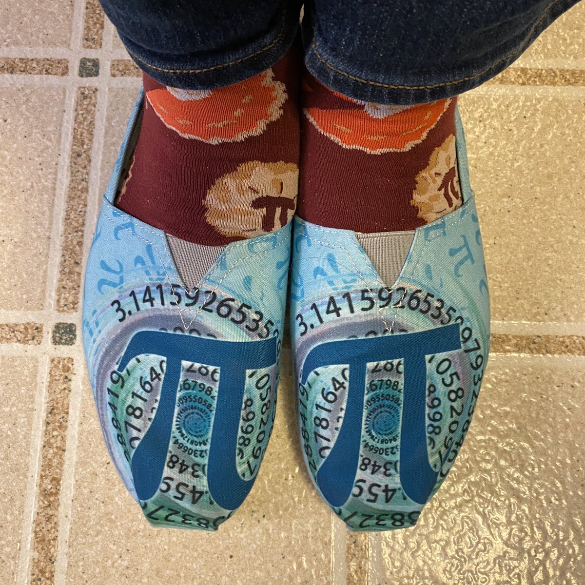 msjohnston_math's tweet photo. COVID-19 can’t cancel Pi Day! Pi never ends!! #PiDay2020 https://t.co/52bvjneuNM
