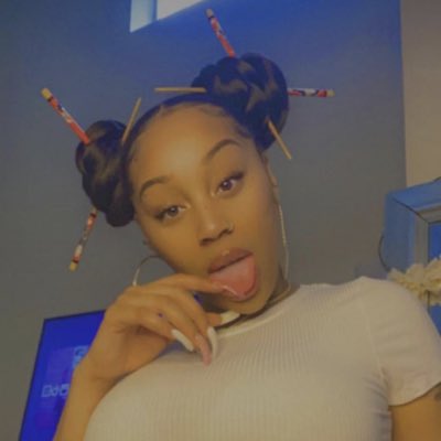 pretty__adore's tweet photo. #NewProfilePic https://t.co/JtMrWopHMr