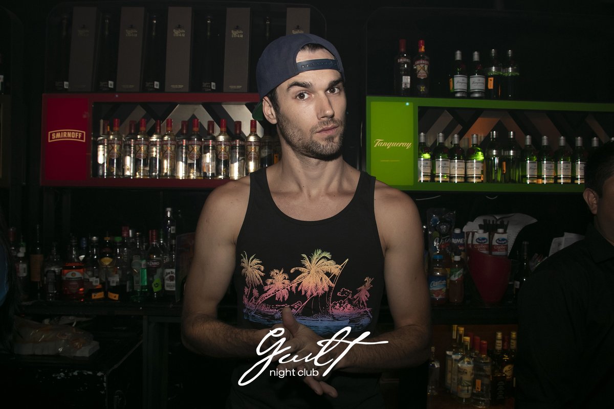 Si vienes a #CDMX te espero hoy en #GUILT (Palmas 810)
Di #Vania al pagar para #descuento
RSVP 5513780992
#gaymodel