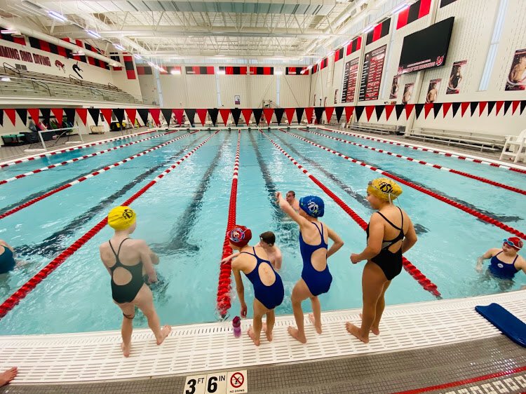 FISH_aquatics's tweet photo. Thank you Fish athletes, parents, and staff for a great Short Course Season! We know it didn’t end the way you expected but we hope you had fun anyway! We are looking forward to seeing you all for long course. Stay safe and healthy!
#GoFish #OneTeam #SC2020 https://t.co/QHWWLDk122